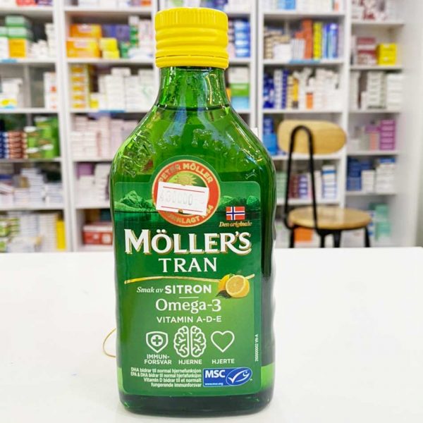 Mặt trước chai sản phẩm Moller's Tran 250ml