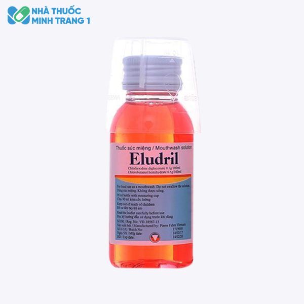 Lọ và cốc đong của thuốc Eludril 90ml