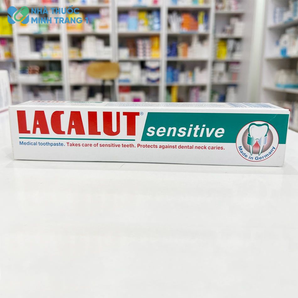 Hình ảnh: Hộp sản phẩm kem đánh răng Lacalut Sensitive 75ml 