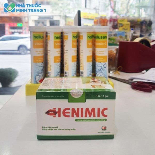 Hình ảnh hộp sản phẩm Henimic được chụp tại Nhà Thuốc Minh Trang 1