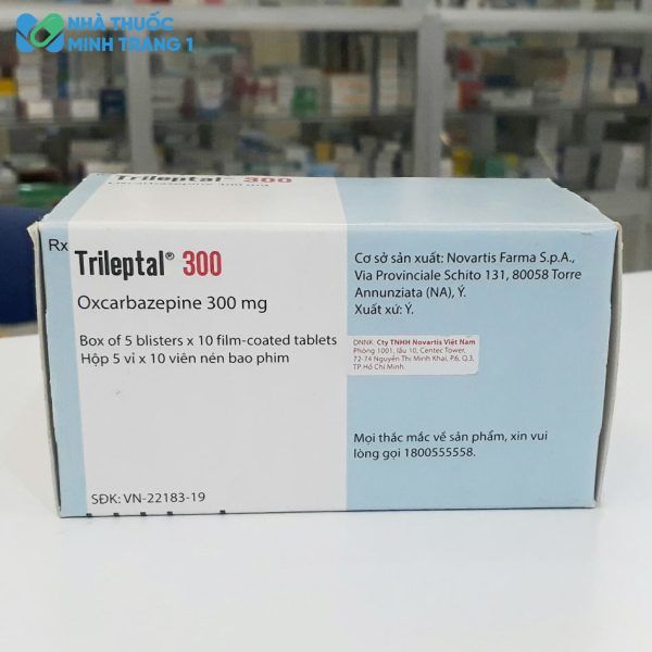 Mặt bên hộp thuốc Trileptal 300mg