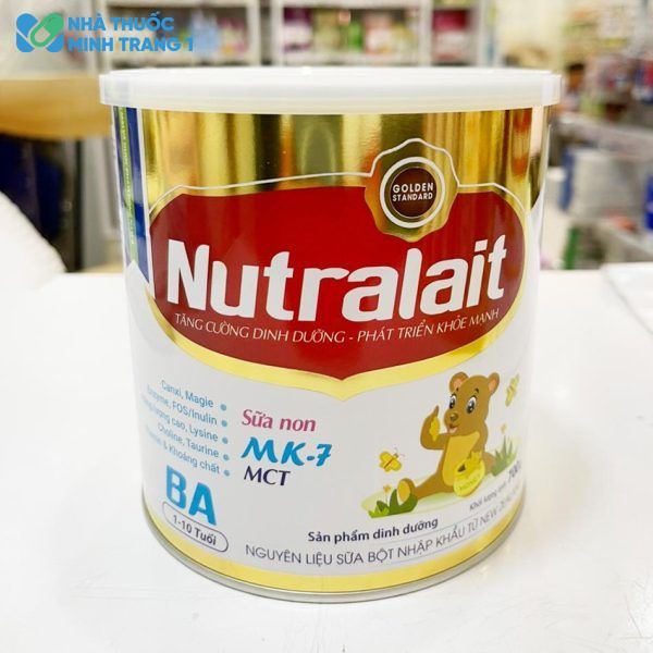 Hộp của sữa Nutralait BA được chụp tại Nhà Thuốc Minh Trang 1